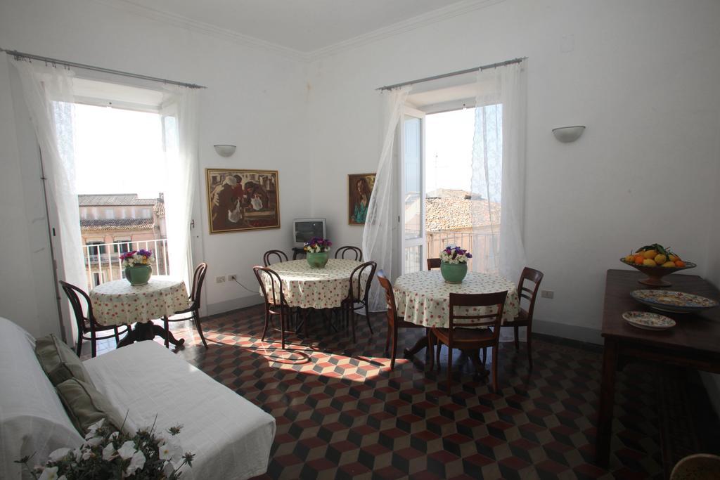 Al Vecchio Castello Bed and Breakfast Tropea Exteriör bild
