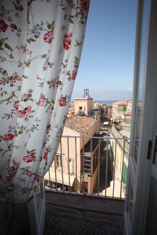 Al Vecchio Castello Bed and Breakfast Tropea Exteriör bild
