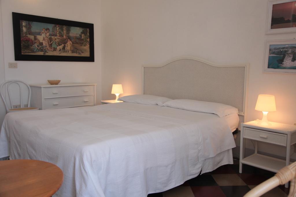 Al Vecchio Castello Bed and Breakfast Tropea Exteriör bild